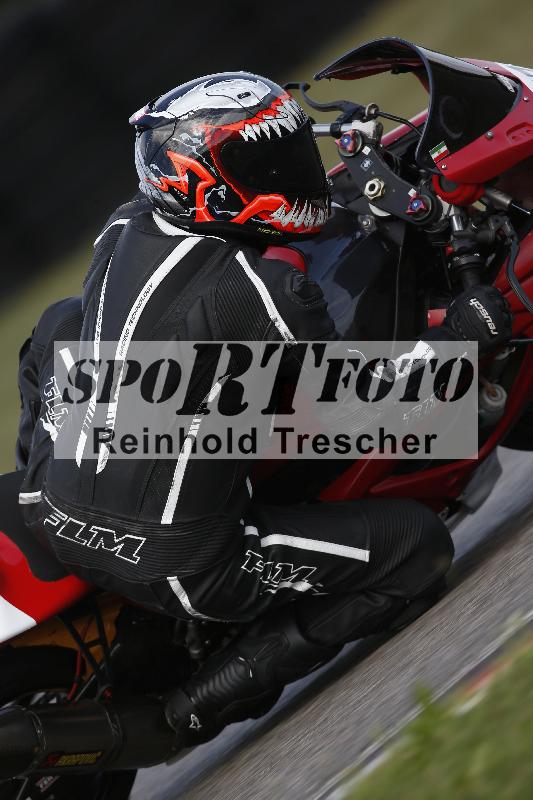 /Archiv-2023/76 03.10.2023 Speer Racing ADR/Gruppe gelb/backside